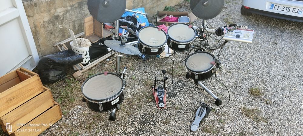 batterie &eacute;lectronique boitier Yamaha Instruments de musique