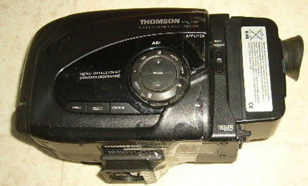 camescope VHS-C THomson VM740E pi&eacute;ces ou &agrave; r&eacute;parer Photos/Video/TV