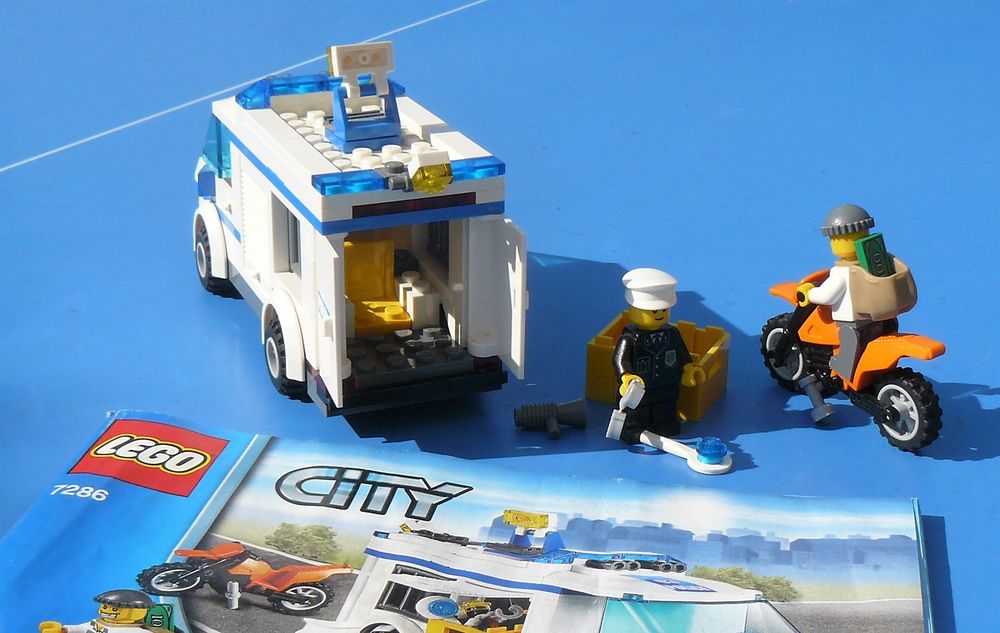 Lego CITY 7286 : Le transport de prisonniers - incomplet Jeux / jouets