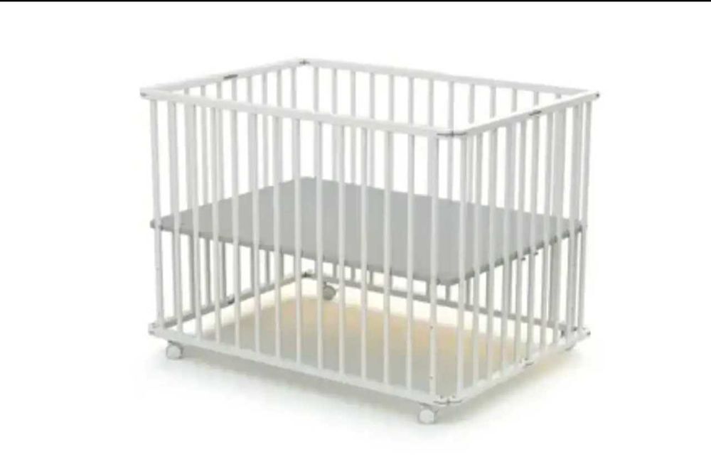 parc b&eacute;b&eacute; en bois Mobilier enfants