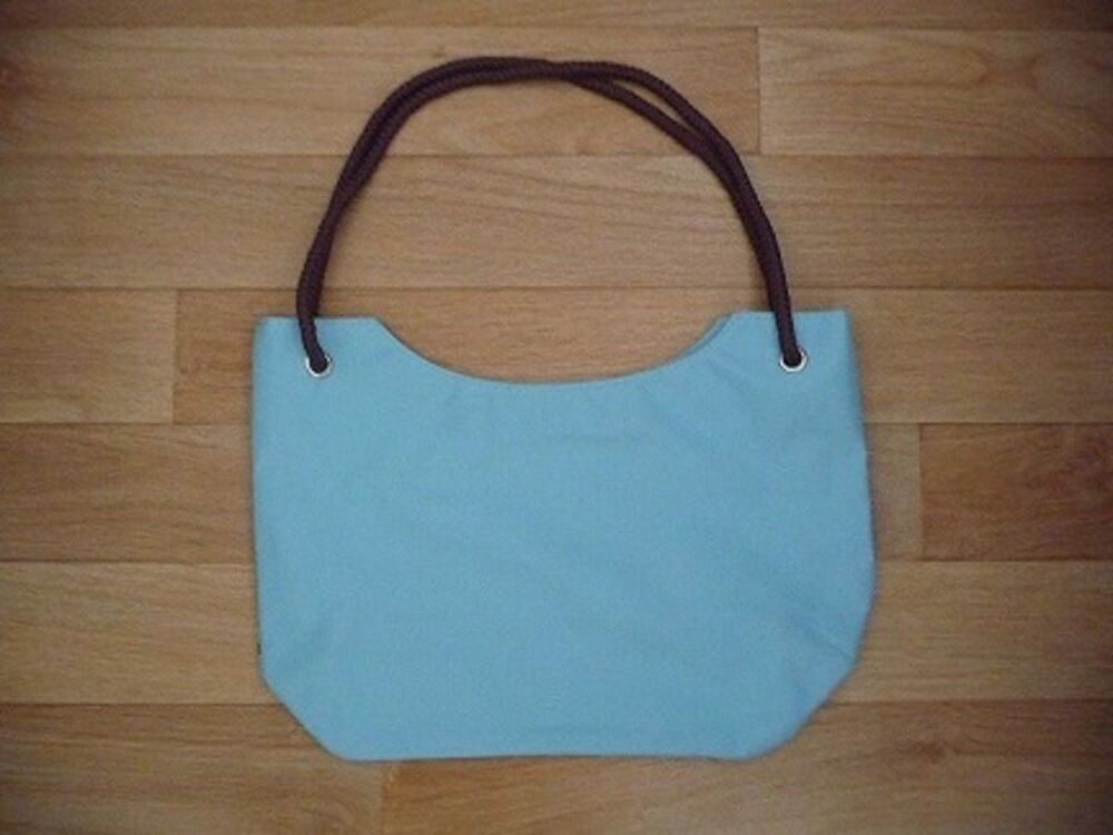 Sac bleu avec fleurs - N E U F Maroquinerie