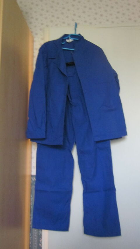 Vtement de travail taille 52 4 Soucelles (49)