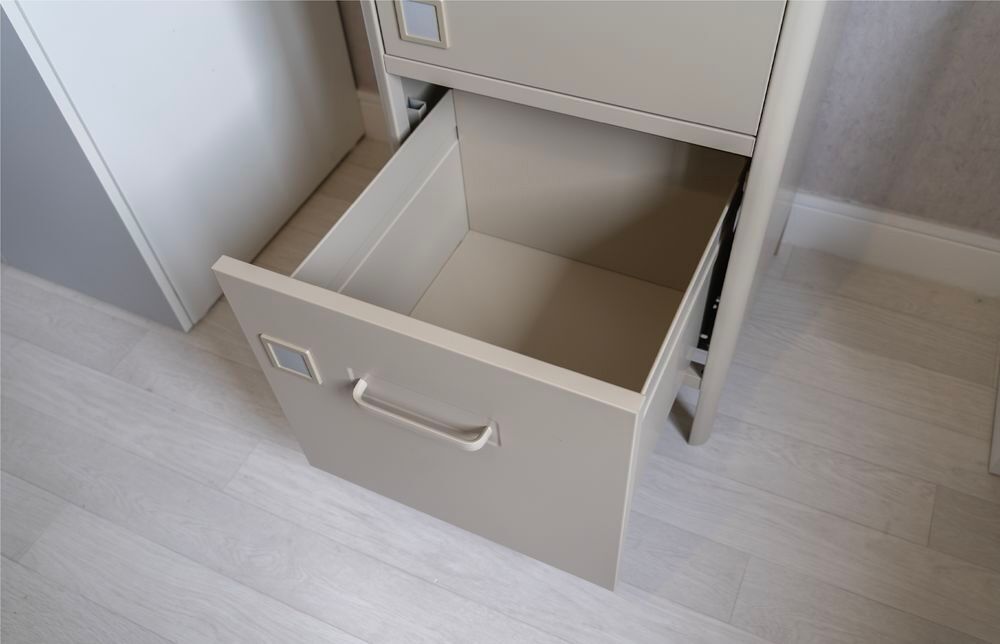 Casier m&eacute;tal avec tiroir et portes IKEA Meubles