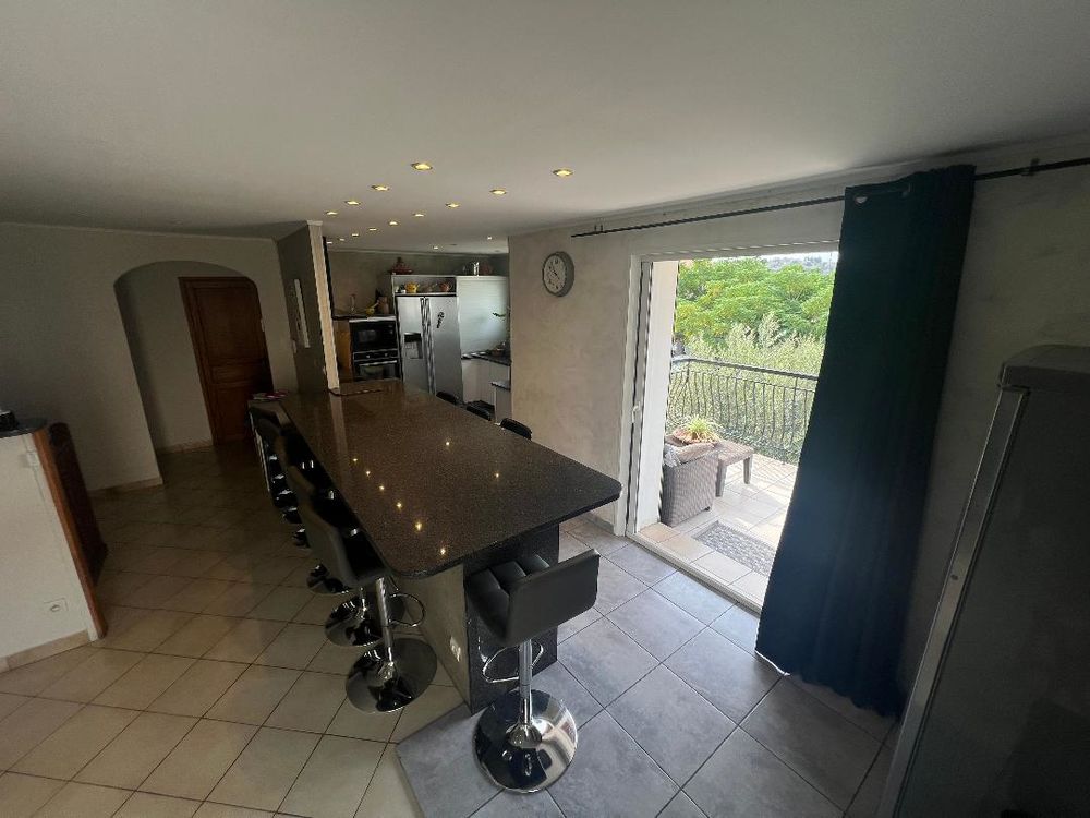 Vente Villa EXCEPTIONNELLE VILLA 6P 4CH 155m² + T2 + PISCINE CHAUFFÉE Peyrestortes
