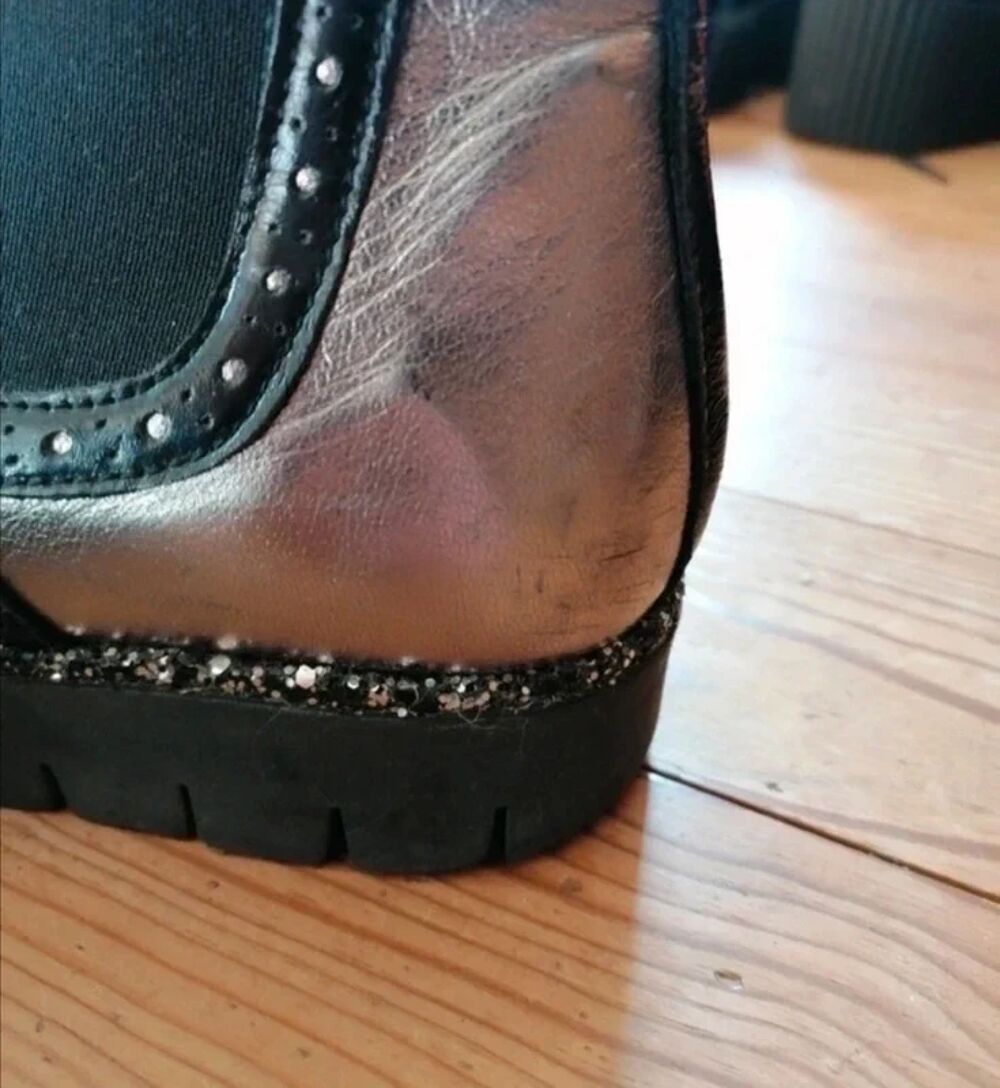 Bottines cuir noir et argent Chaussures