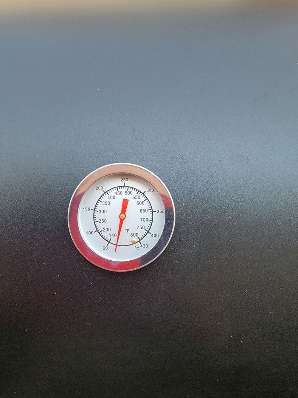 Barbecue &agrave; gaz tout neuf Jardin