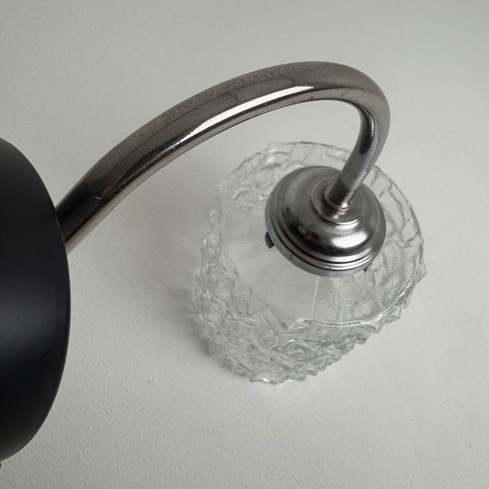 Ancienne applique vintage en verre " pointe de diamant " Décoration