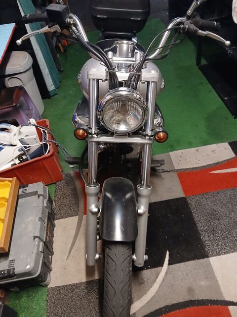 Moto SUZUKI 2000 occasion Rumilly 74150