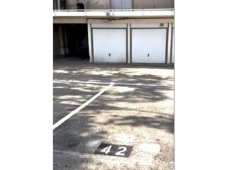  Parking / Garage � louer 10 m�