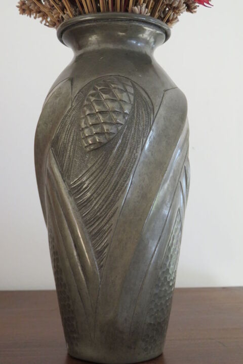 VASE EN ETAIN 20 Belley (01)