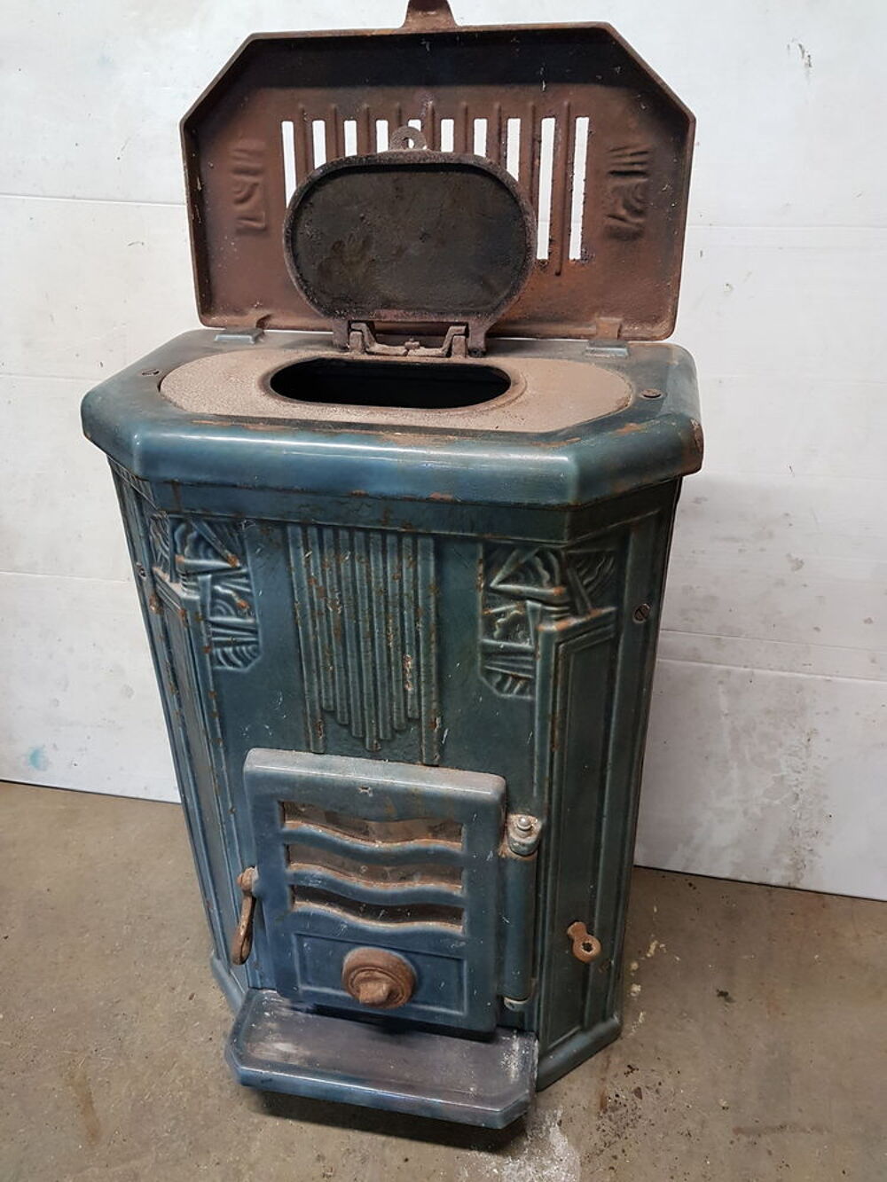 POELE FONTE EMAILLEE Décoration