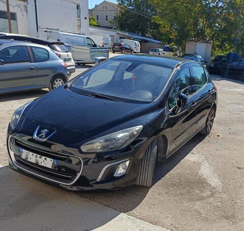 Peugeot 308 2.0 HDi 163ch FAP Féline A