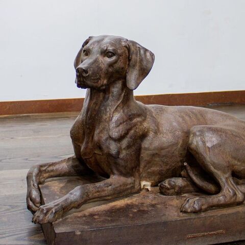 Recherche socle ou sculpture de Chien Jean-Jacques ducel  Tours (37)