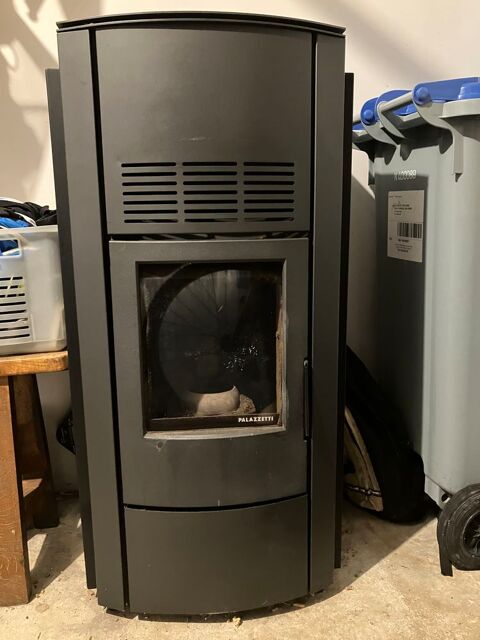 Po�le � granules 0 La Chapelle-sur-Erdre (44)