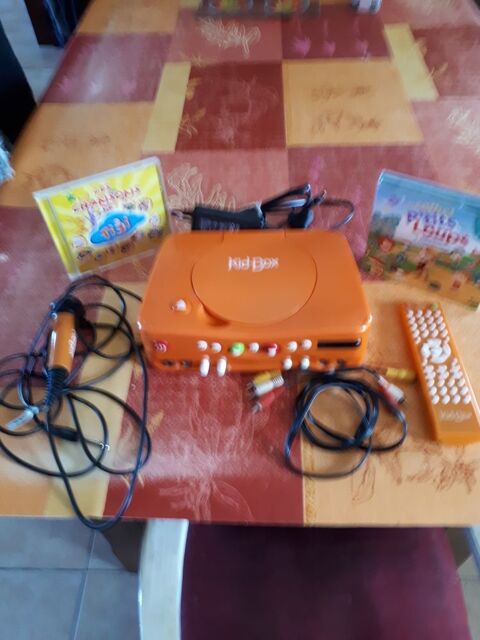 Lecteur DVD et Karaok 25 Saint-Cirq (82)