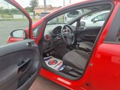 Corsa 1.4 - 100 ch Twinport Color Edition 2011 occasion 86600 Coulombiers