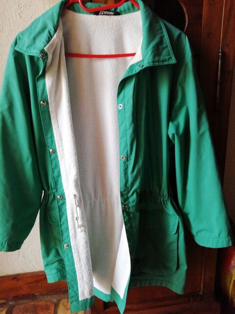 BLOUSON VERT KWAY VINTAGE T42 15 Poitiers (86)