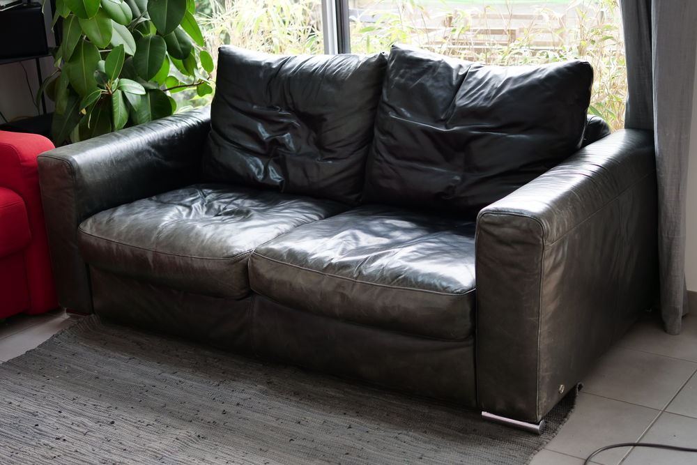 Canap&eacute; cuir noir Natuzzi ? 2 places ? bon &eacute;tat Meubles