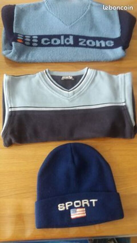 pulls 5ans et bonnet 12 Bezons (95)