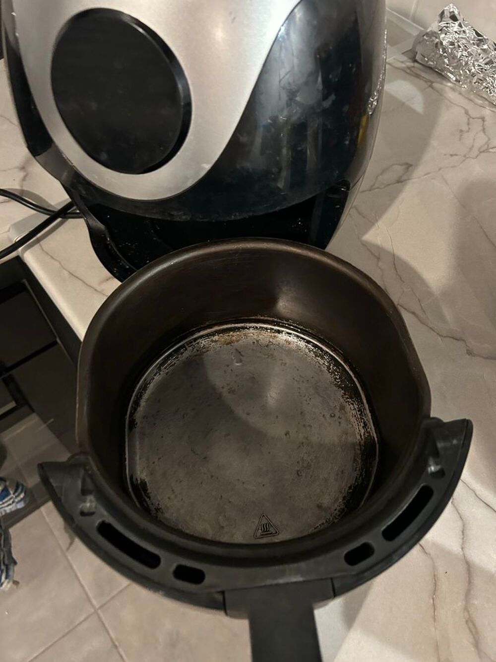 Air Fryer €" Tr&egrave;s bon &eacute;tat €" 50 € €" DEMENAGEMENT Electroménager