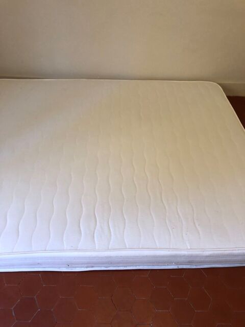 Matelas 160 x 200 hauteur 15 cm 80 Villeneuve-ls-Avignon (30)