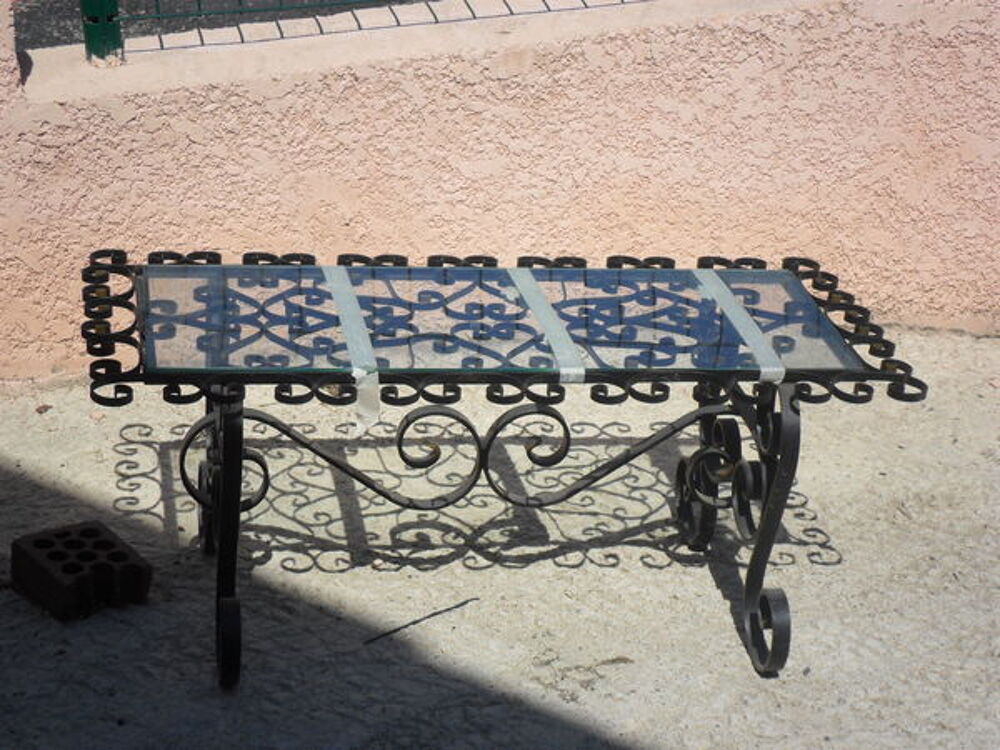 TABLE BASSE EN FER FORGE Décoration