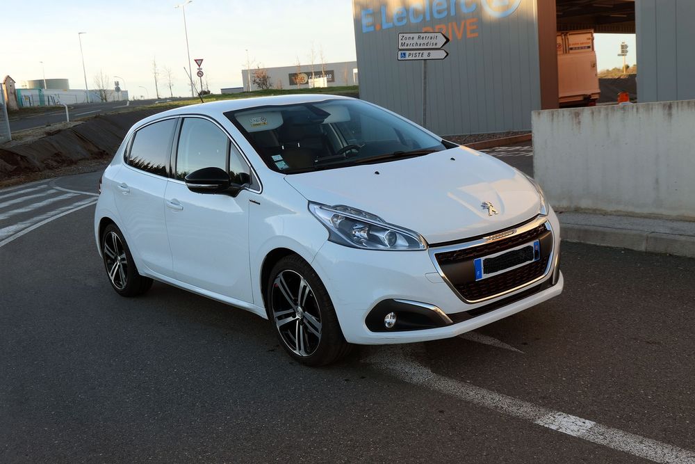 208 1.2 PureTech 110ch S&S BVM5 GT Line 2016 occasion 19100 Brive-la-Gaillarde