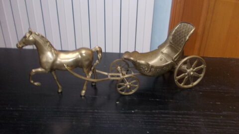 Cheval et sa calèche 49 Thiais (94)