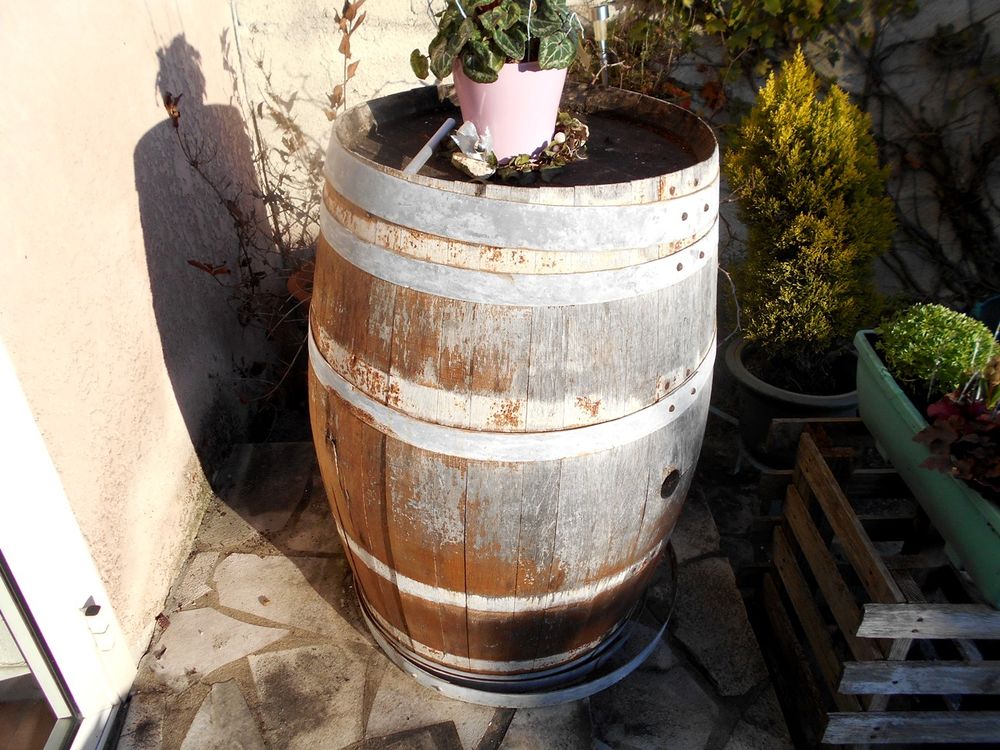 Tonneau bois &agrave; restaurer (vin st &eacute;milion) bar table l'unit&eacute; Meubles