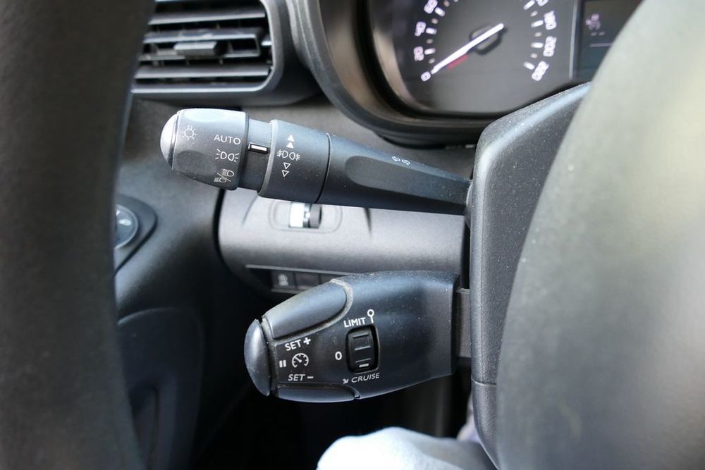 Berlingo BERLINGO VAN M 650 BLUEHDI 75 S&S BVM5 CONTROL 2020 occasion 13600 La Ciotat
