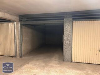 Parking / Garage à vendre 13 m²