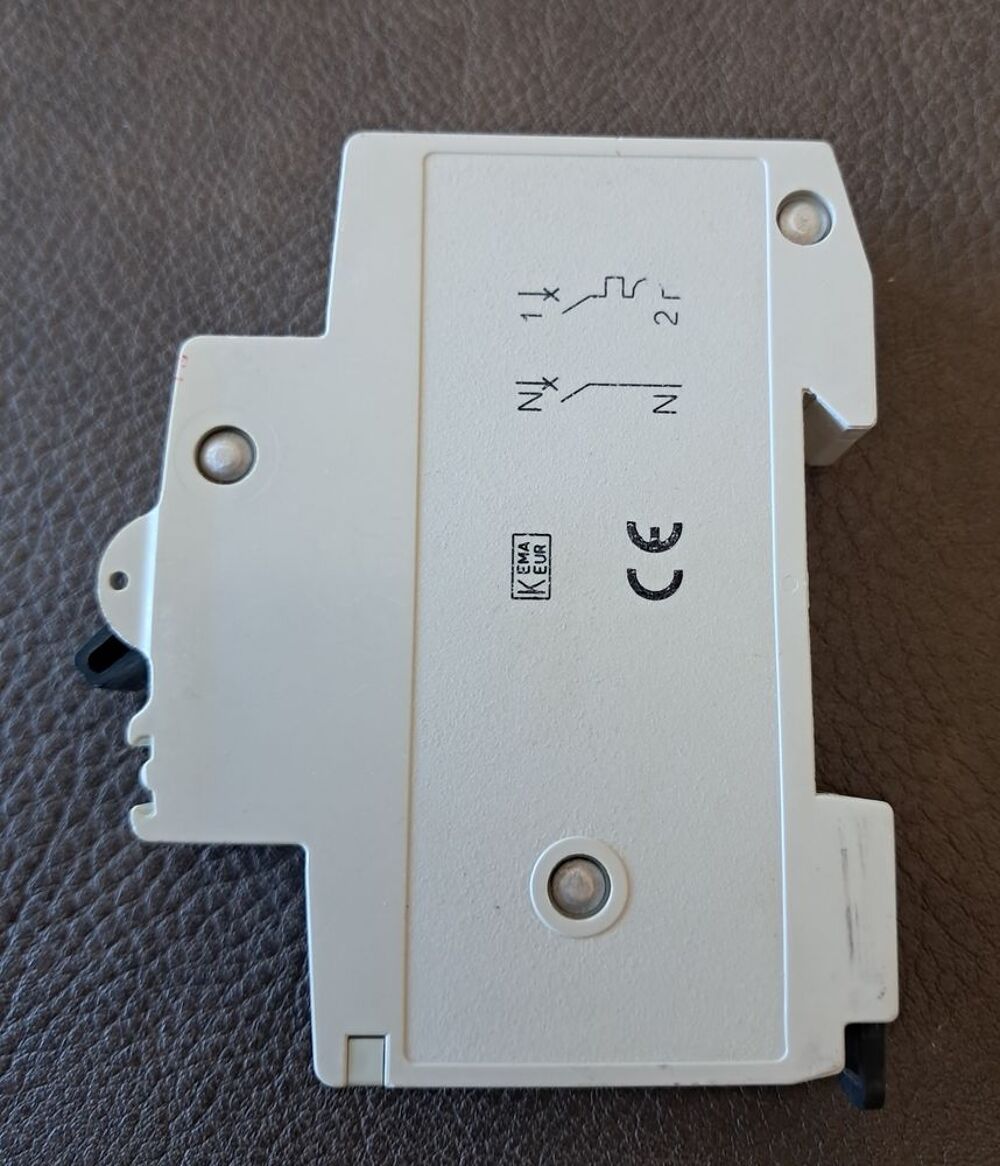 Disjoncteur ABB S 91 N C20 230 V Bricolage