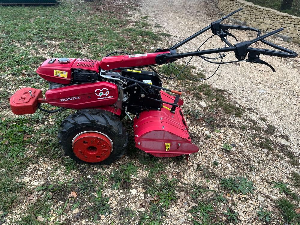 Motoculteur Honda F 560 Jardin