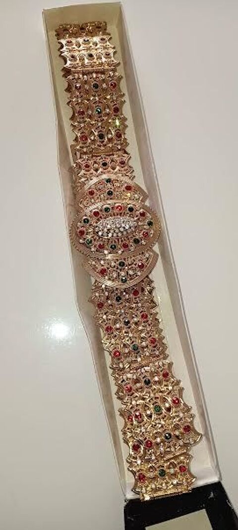 Ceinture de mariage Marocaine Mdamma dor�e Pierres multicolo 30 N�mes (30)