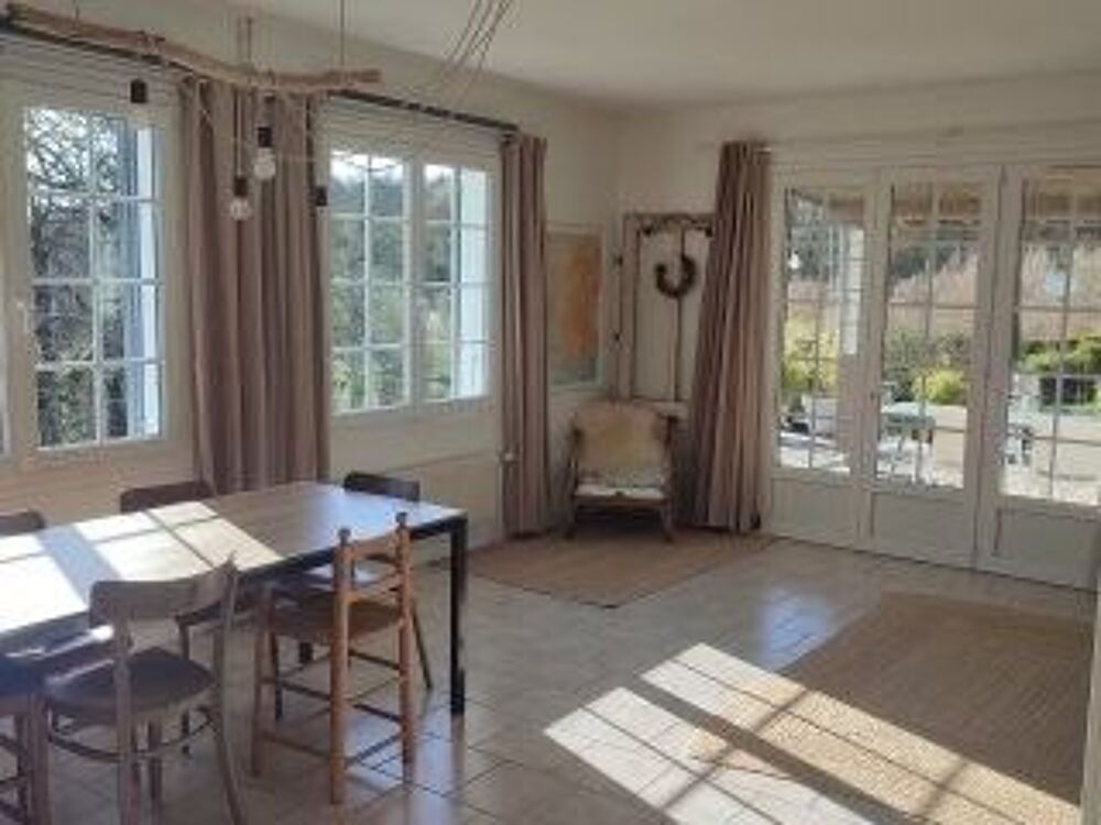 Vente Maison Bourgeoise 190m2 5 ch sur parc de 3800m2 Saclas Saint-cyr-la-rivière