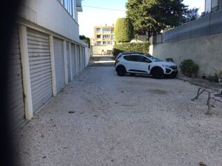  Parking / Garage à vendre 11 m² Marseille