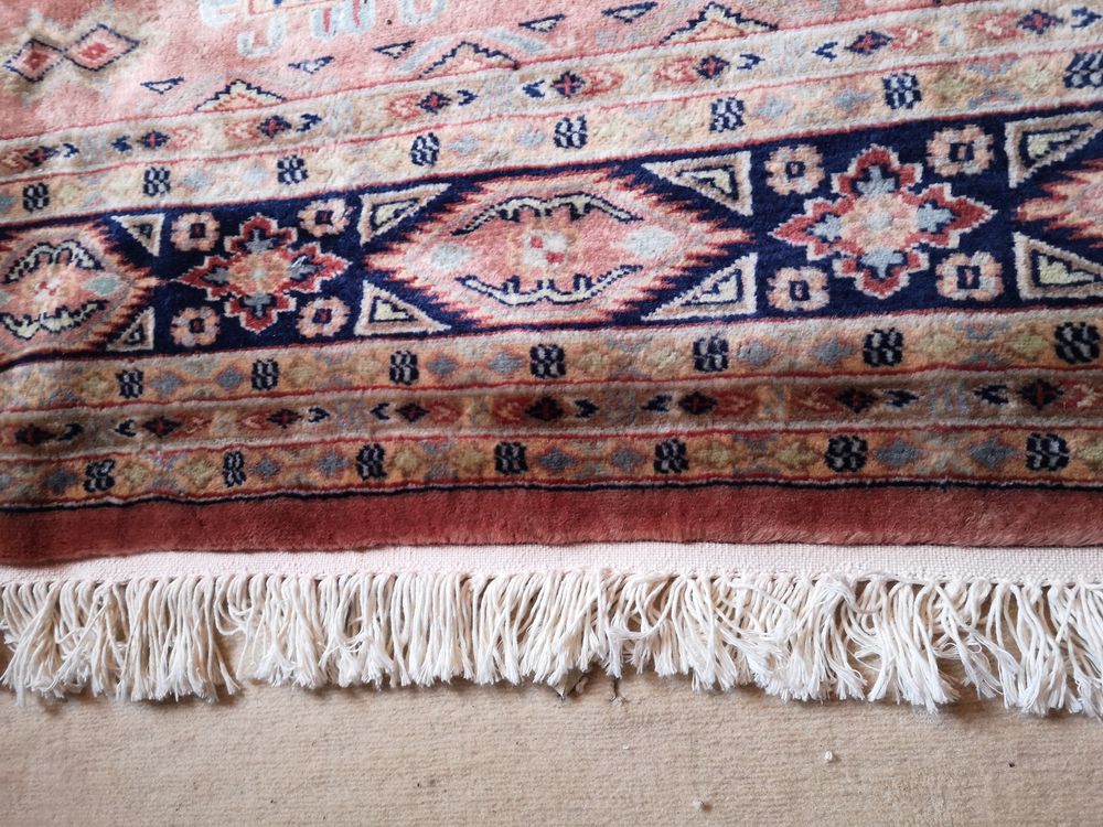 V&eacute;ritable grand tapis d' Orient : Décoration