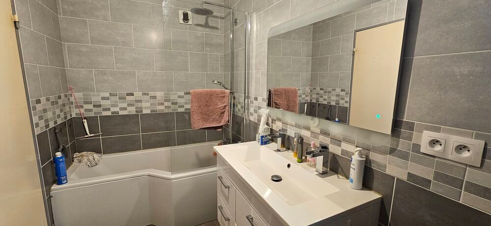 Vente Appartement Appartement de 102 m2 avec balcon garage et place de parking Illzach