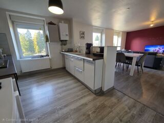  Appartement à louer 3 pièces 90 m²