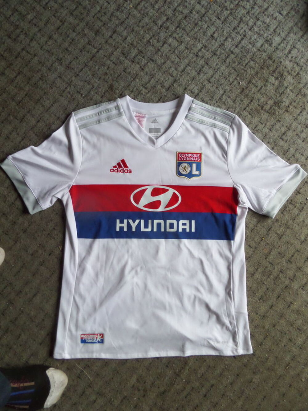 maillot de L OLYMPIQUE LYONNAIS de MARIANO Vêtements