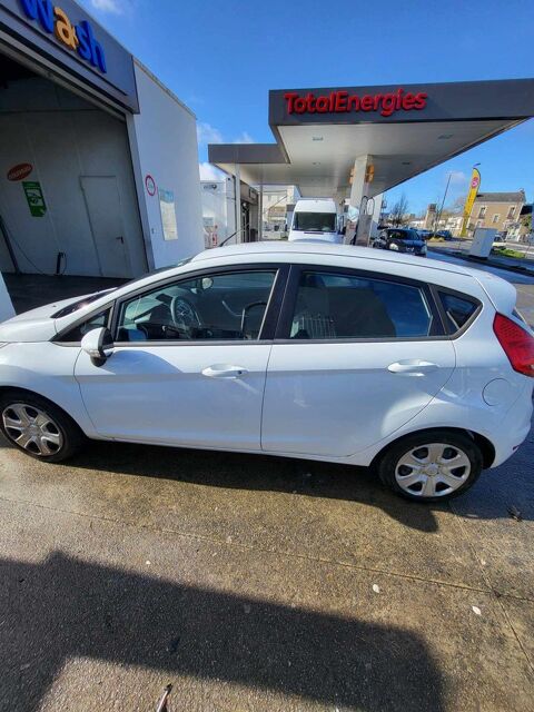 Ford fiesta 1.25 60 Ambiente