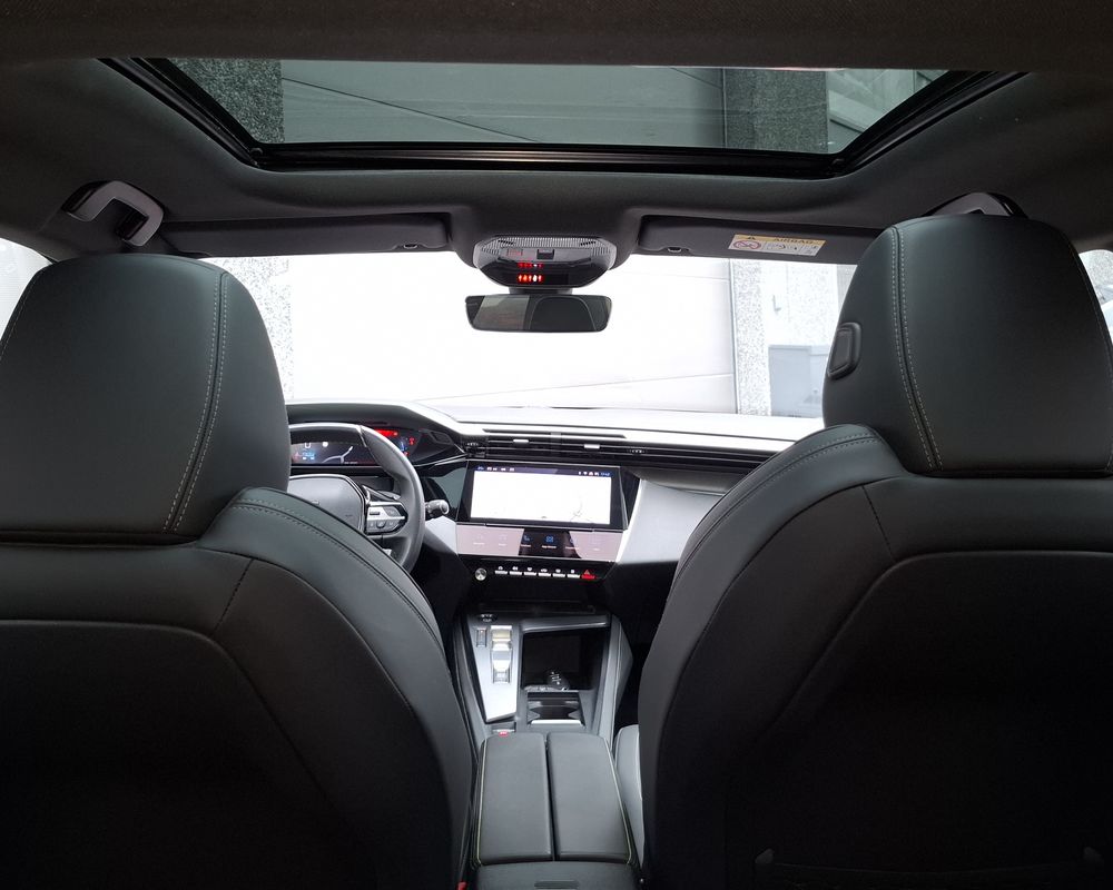308 ADML/AMBIENT/CAMERA360/HIFI*FOCAL/NAV/PDC/TOIT*PANO/18 2023 occasion BE-8900 Ieper (Ypres)