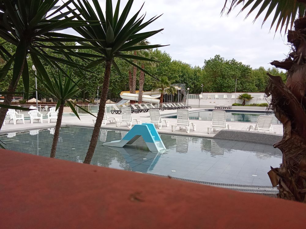   Mobil home 6 places 3 chambre
Agde Languedoc-Roussillon, Agde (34300)