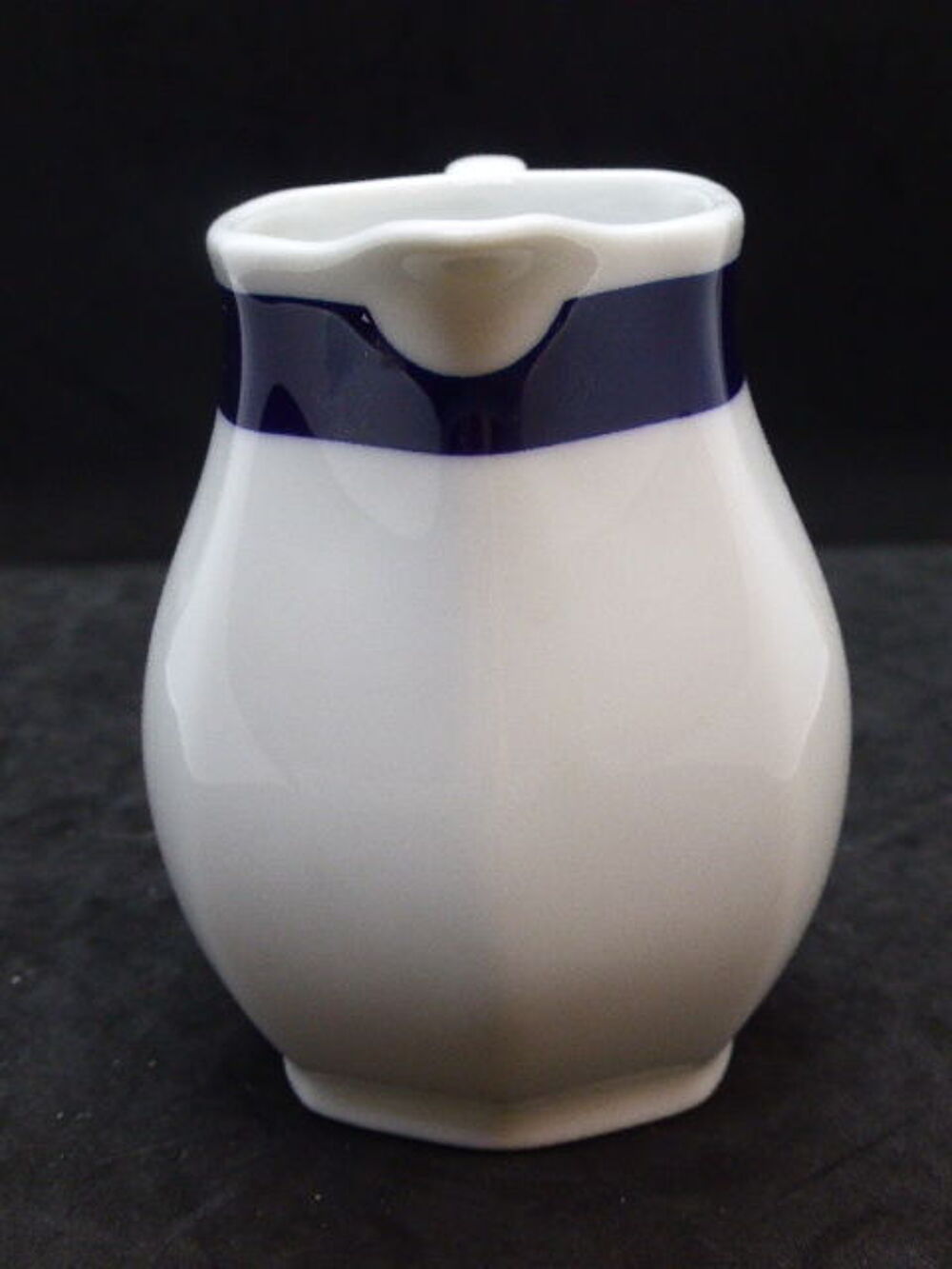 Petit pot &agrave; lait Winterling Bavaria porcelaine 9 cm bleu et Cuisine