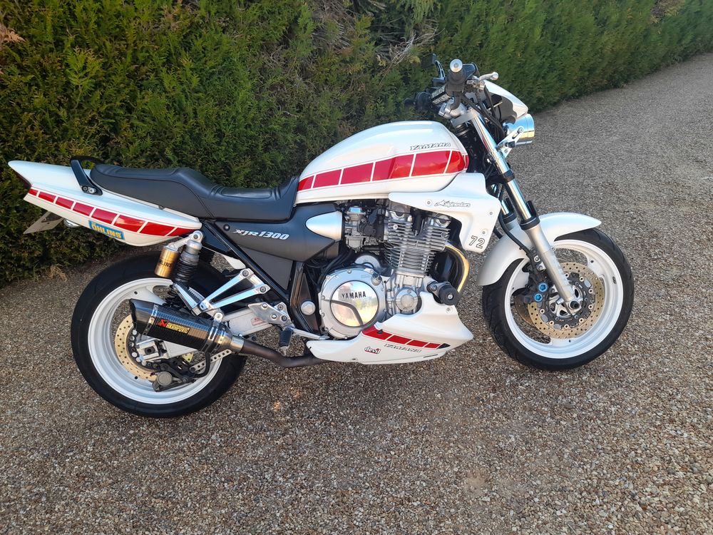 YAMAHA 2000 occasion 72560 Chang&eacute;