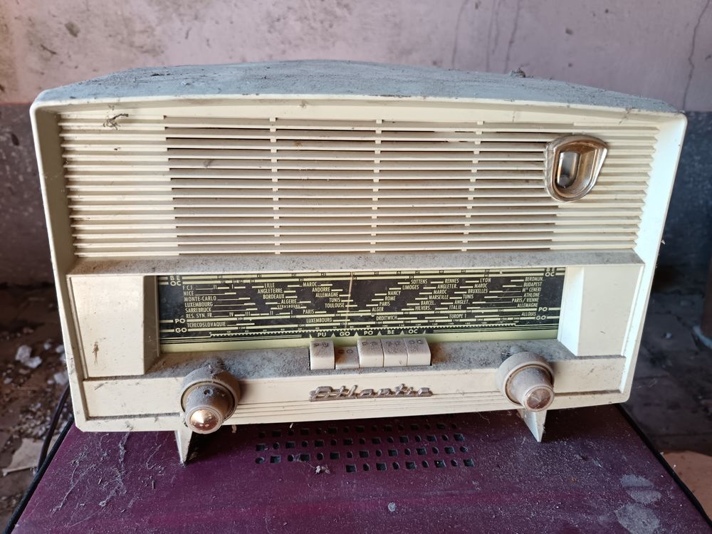 Poste de radio ancien Décoration