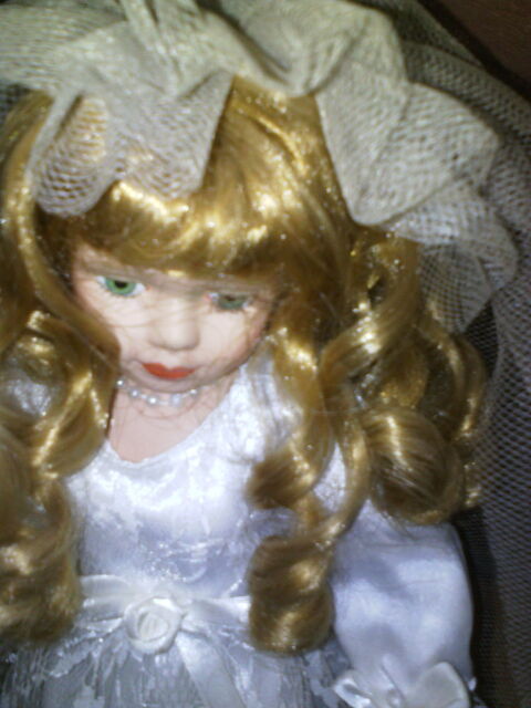 Poup�e 10 Rivarennes (37)