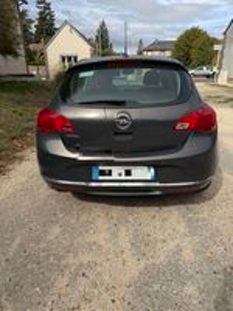 Astra 1.4 Turbo 120 ch Cosmo 2015 occasion 41160 Saint-Hilaire-la-Gravelle