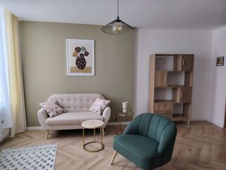  Appartement à louer 2 pièces 47 m² Niort