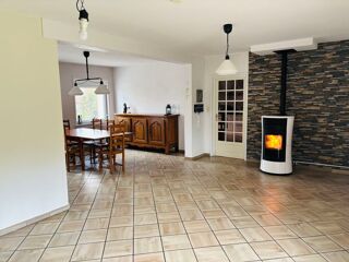  Maison  vendre 9 pices 240 m